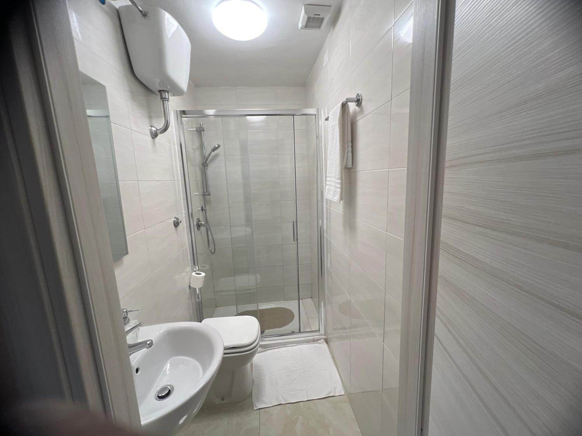 Relax On 2 - Guesthouse Rome Luaran gambar